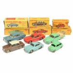 Collection Dinky Toys voitures miniatures anciennes