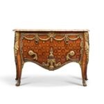 commode d'époque transition marqueterie et bronzes dorés
